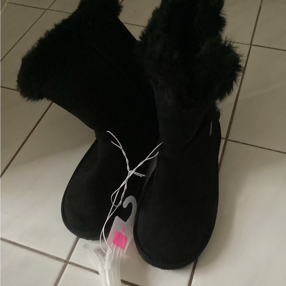 The Children's Place Black Plush Boots